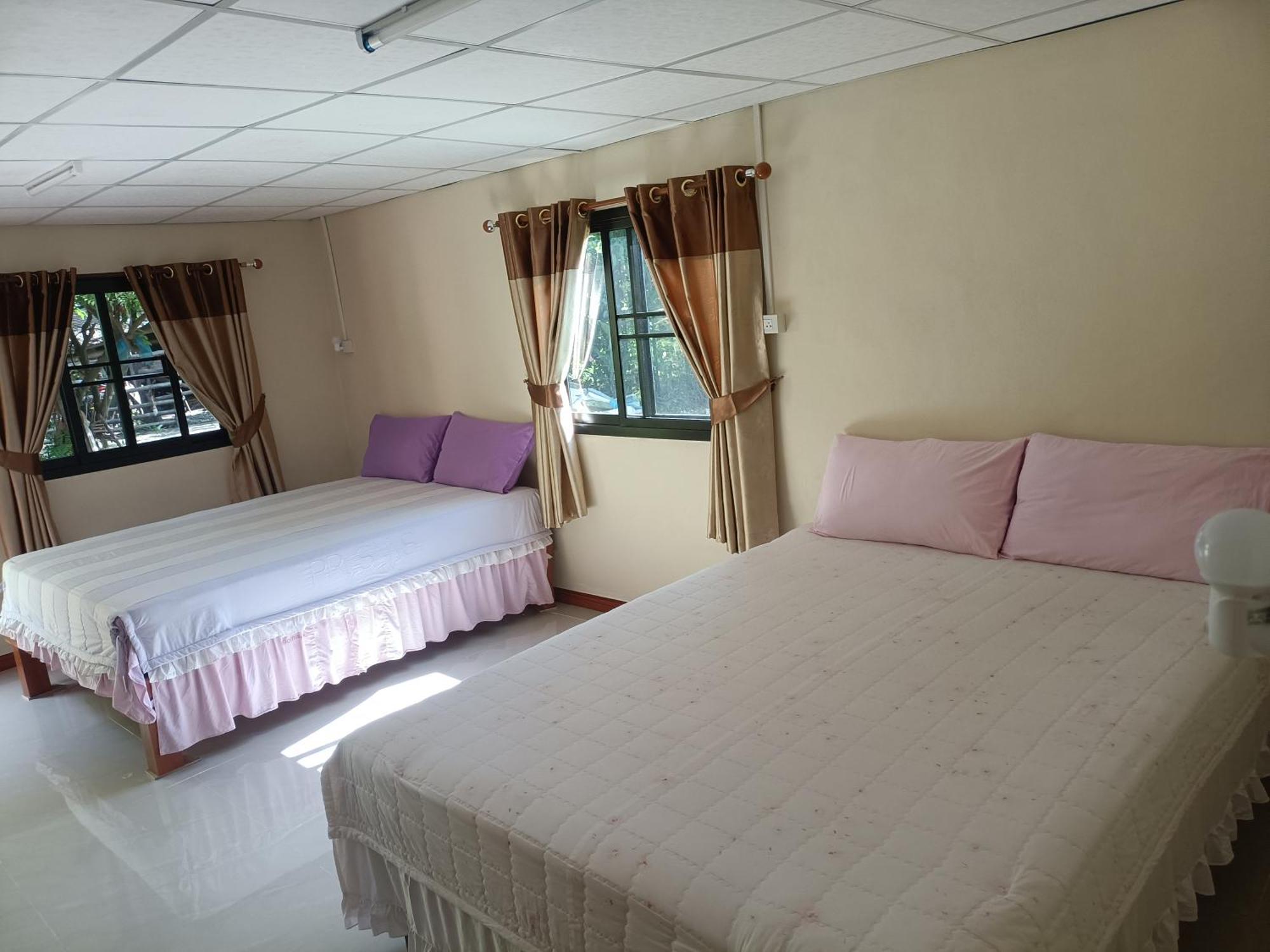 เฮือนน้ำน่าน House By The River Nan Uttaradit Exterior photo